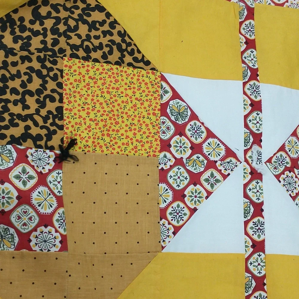Vintage Quilt 65x82 - Picture 5 of 5